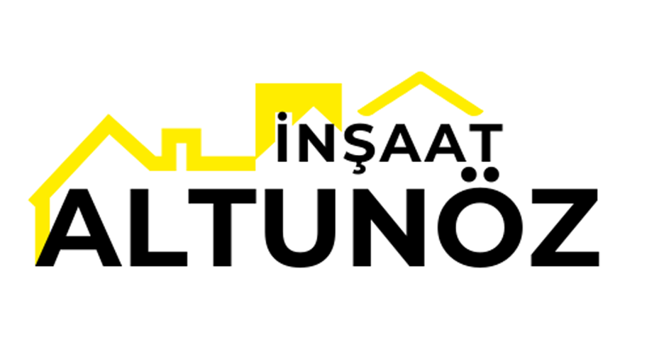 ALTUNÖZ İNŞAAT ekibiyle şantiye toplantısı, proje çizimlerine bakarken